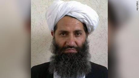 Akhundzada est connu pour être un leader reclus. Il a été identifié sur cette photographie non datée par plusieurs responsables talibans qui ont refusé d’être nommés.