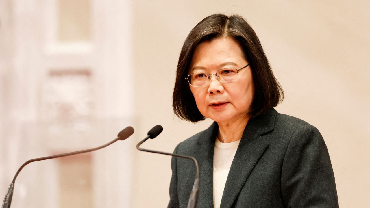 La présidente taïwanaise Tsai Ing-wen au bureau présidentiel à Taipei, le 27 janvier 2023.